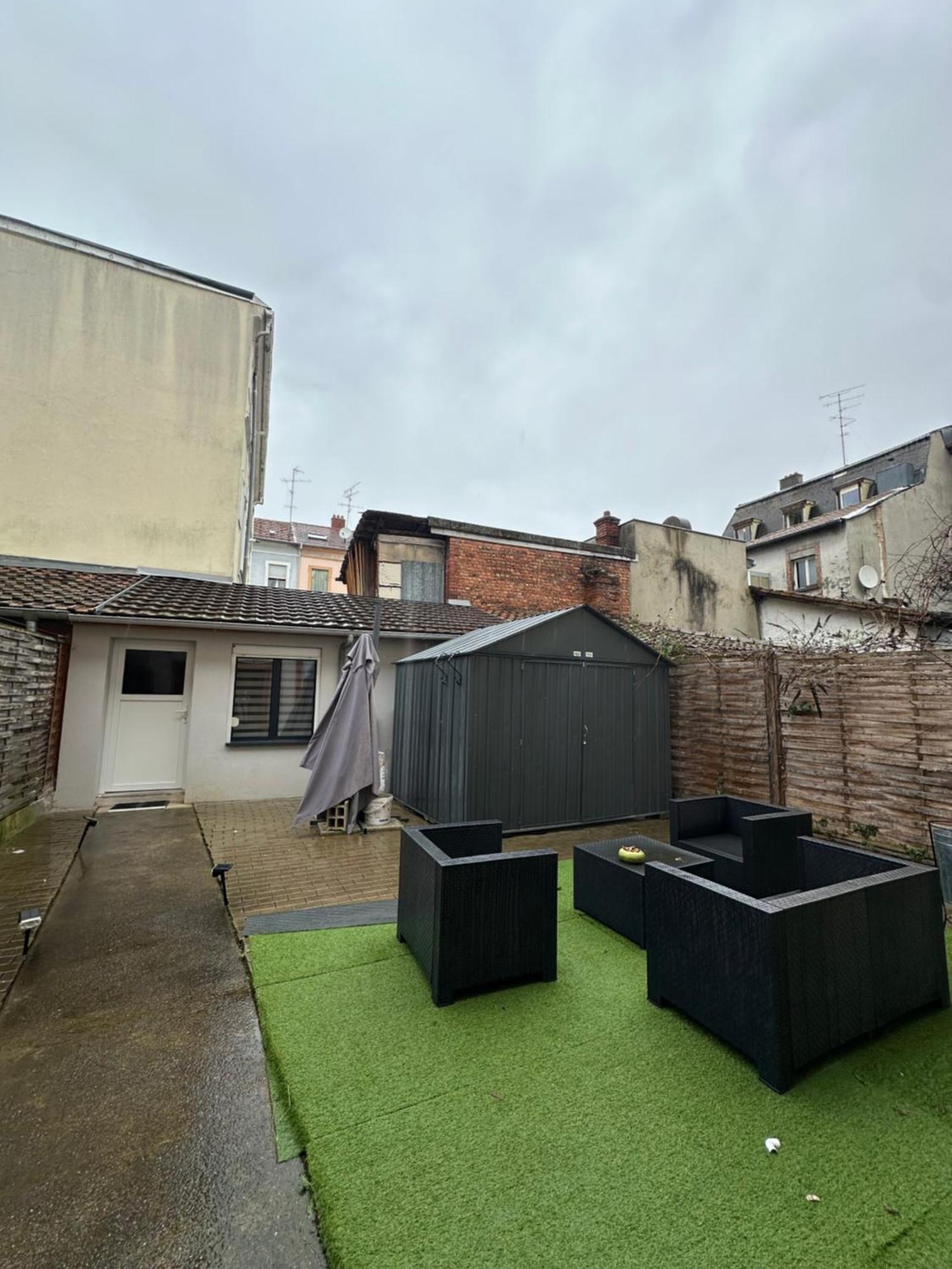 # Le 6 # Joli Petit Studio ! Centre Ville Au Calme Mulhouse Exterior photo